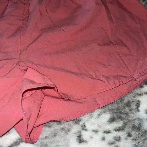 Old Navy Active Shorts - Picture 2 of 8